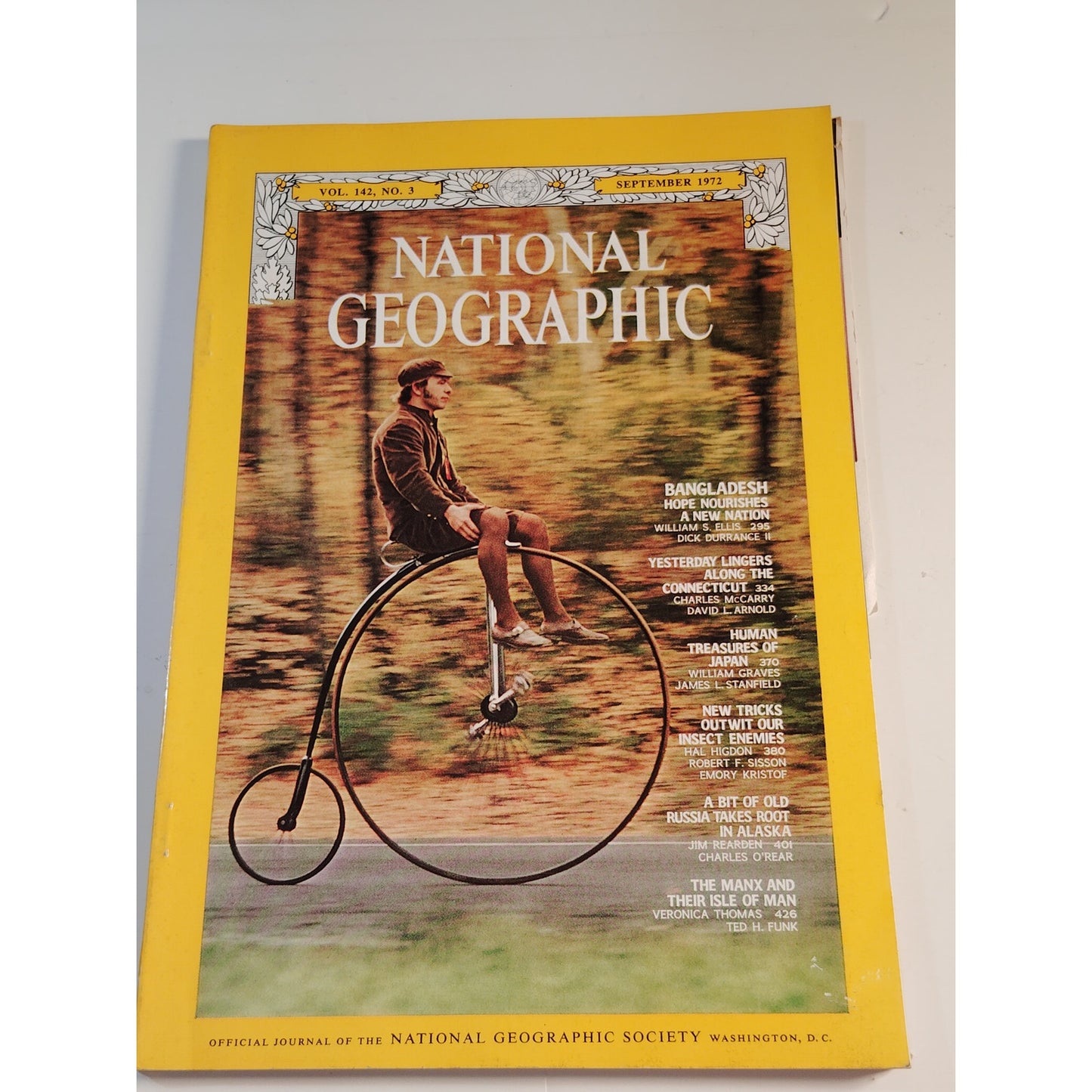 National Geographic Magazine – September 1972, Bangladesh, Japan, Connecticut