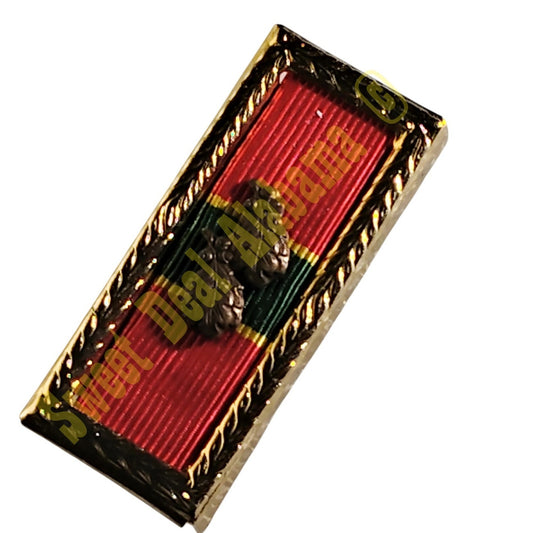 Pin - Army Superior Unit Award Ribbon in Large Gold Frame w/ 2 Oak Leaf Device