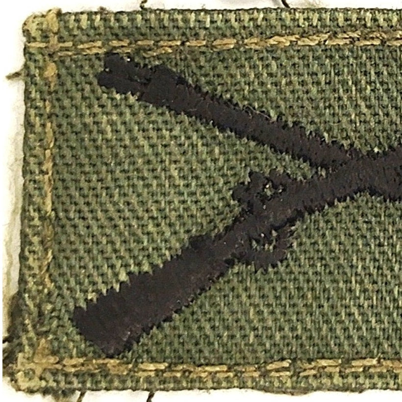 US Army Infantry Branch Insignia Patch Subdued ODG TE 1‑3/4" × 1" Vintage