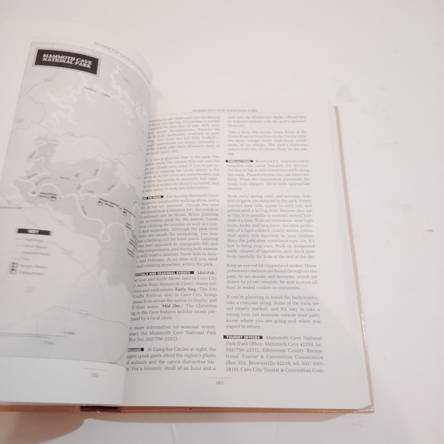 Prevention's Vacation Planner USA: Healthy Low-Cost Travel Hardcover Book