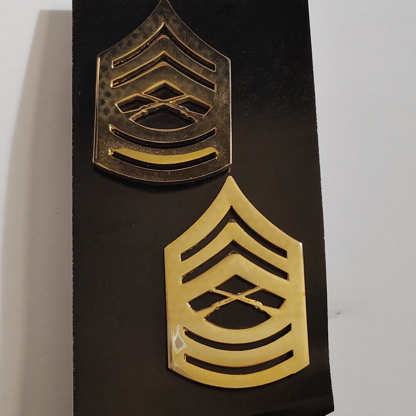 USMC Master Sergeant E‑8 Metal Rank Insignia novelty Pin 7/8" × 1‑3/8"