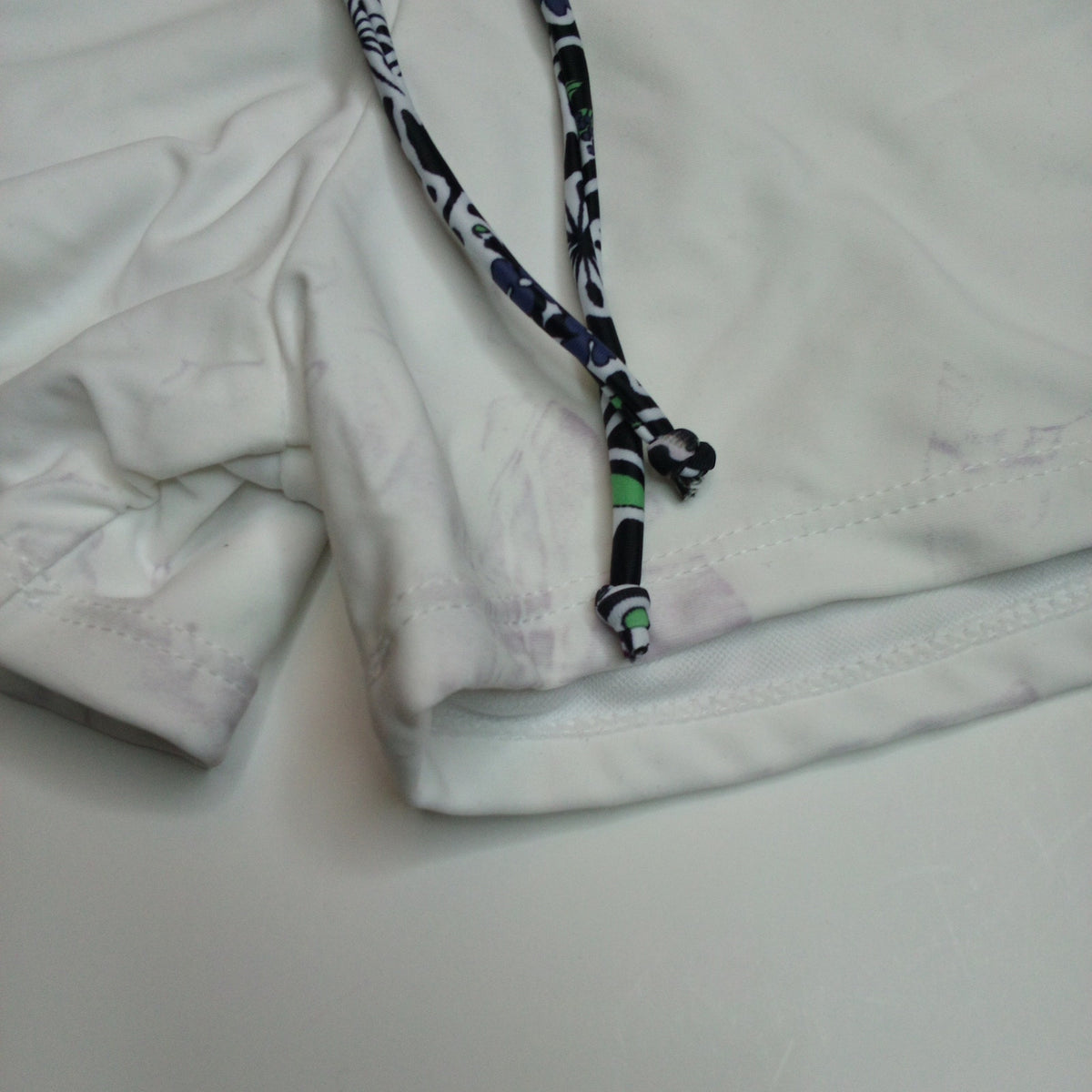 White Paisley Swim Bottoms L - Stretch Fabric with Drawstring Waistband
