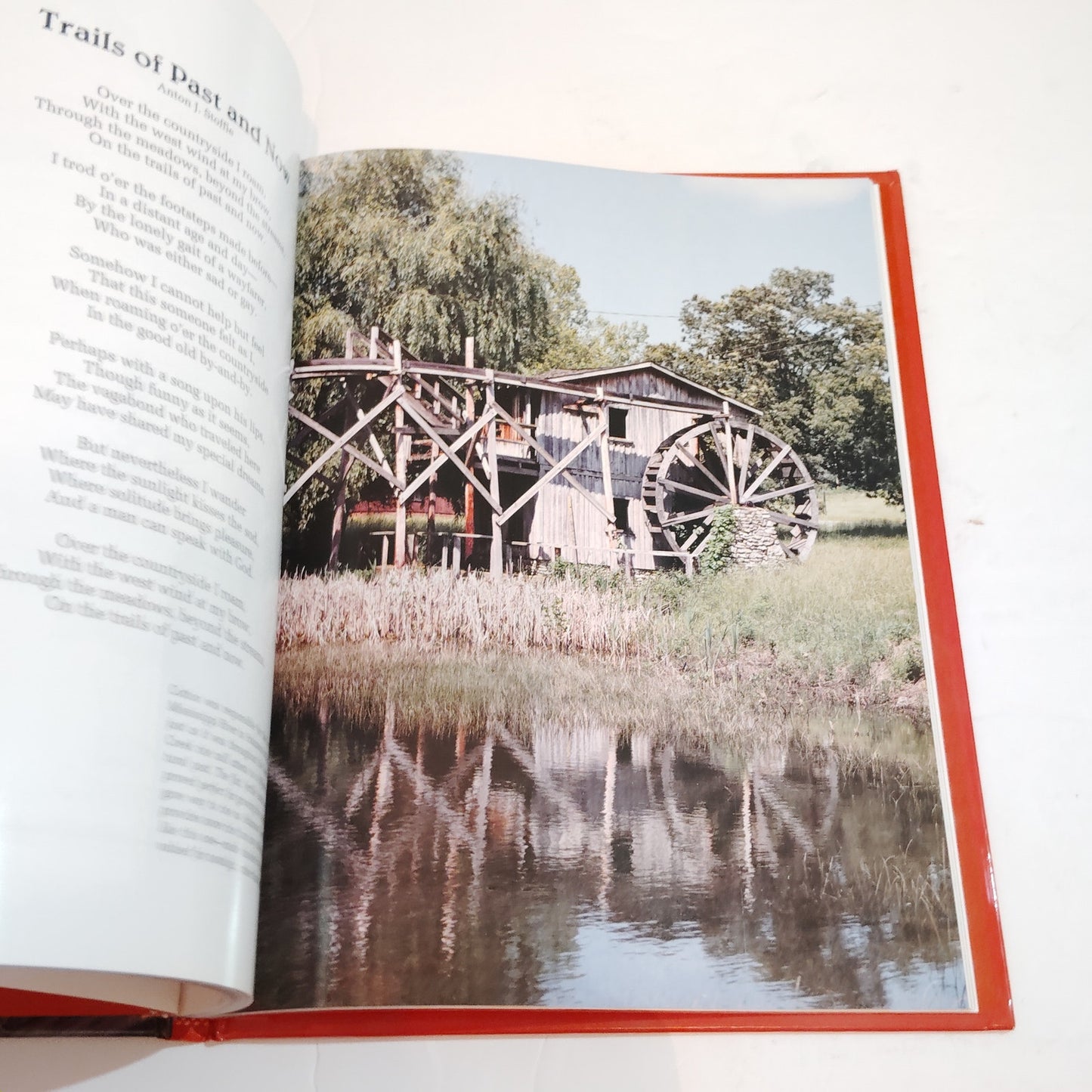 Byways of America - Ideals Publications 1993 Hardcover Book - Autumnal Scene