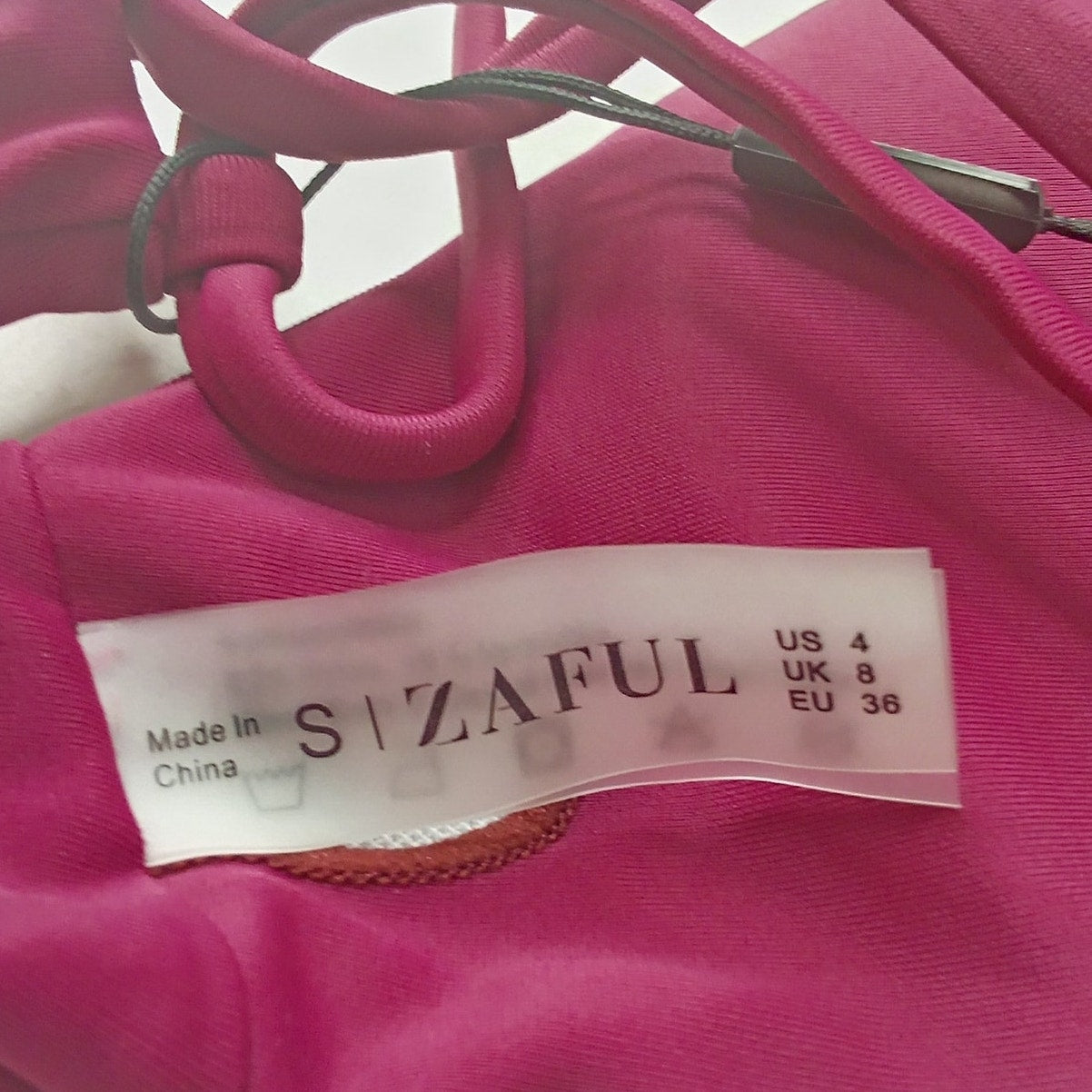 Zaful Burgundy Triangle Bikini Top Nylon Spandex Women’s Swim Top Small (4)