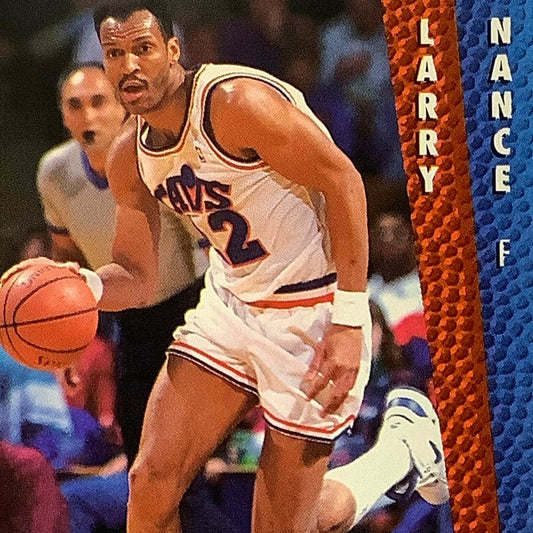 Larry Nance (F), Card #42, Cleveland Cavs (Cavaliers), 1992-93 Fleer NBA