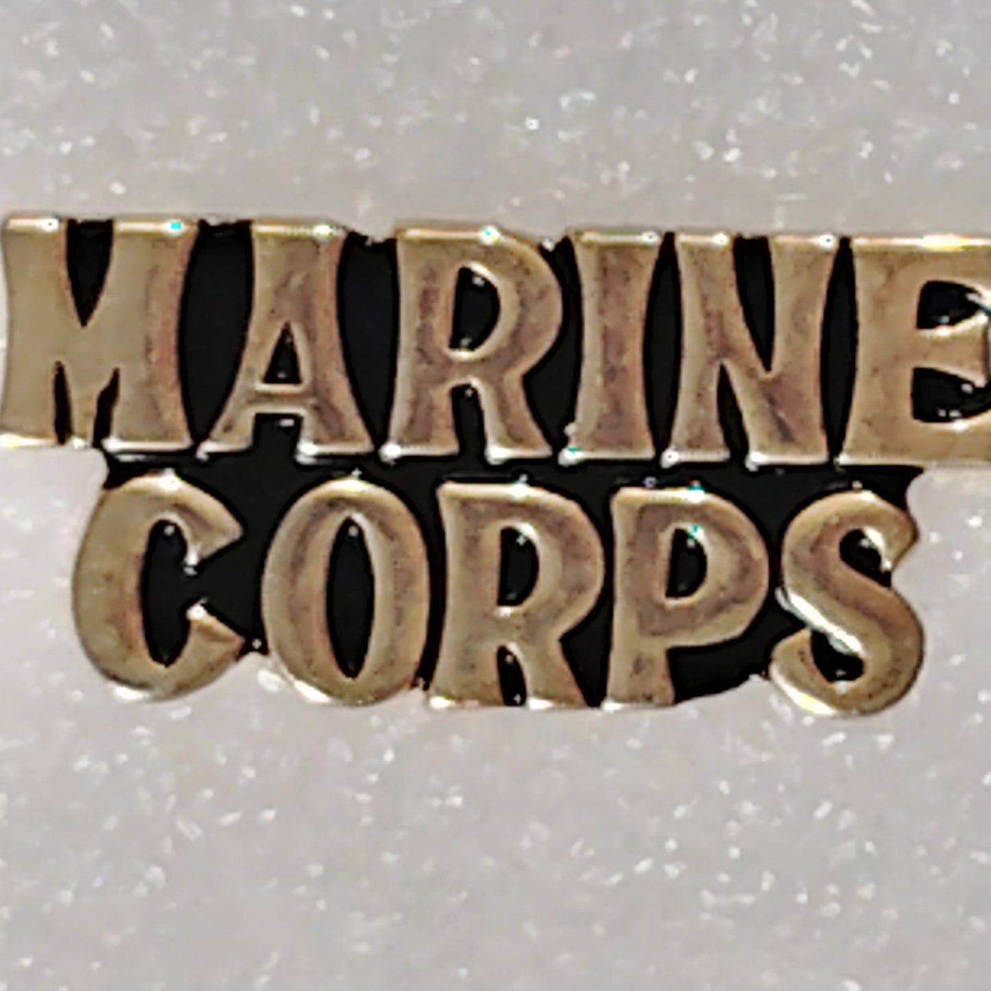 USMC "MARINE CORPS" Text Bar Novelty Hat/Lapel/Brooch Pin, Enamel Metal