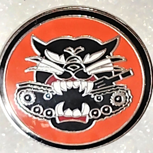 Army WWII Tank Destroyer Force Wildcat Novelty Hat/Lapel/Brooch Metal Enamel Pin