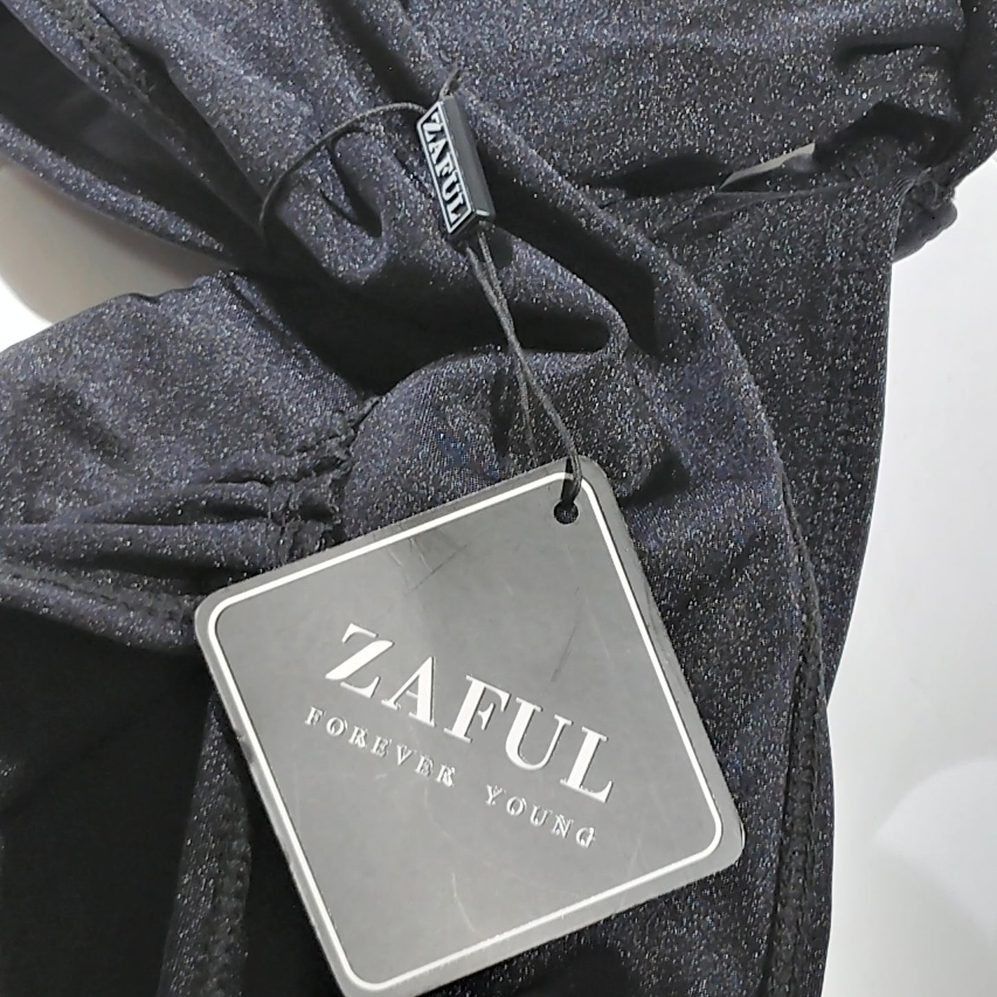 ZAFUL Women’s One‑Shoulder Bikini Top – Black – Medium (6) – NWT