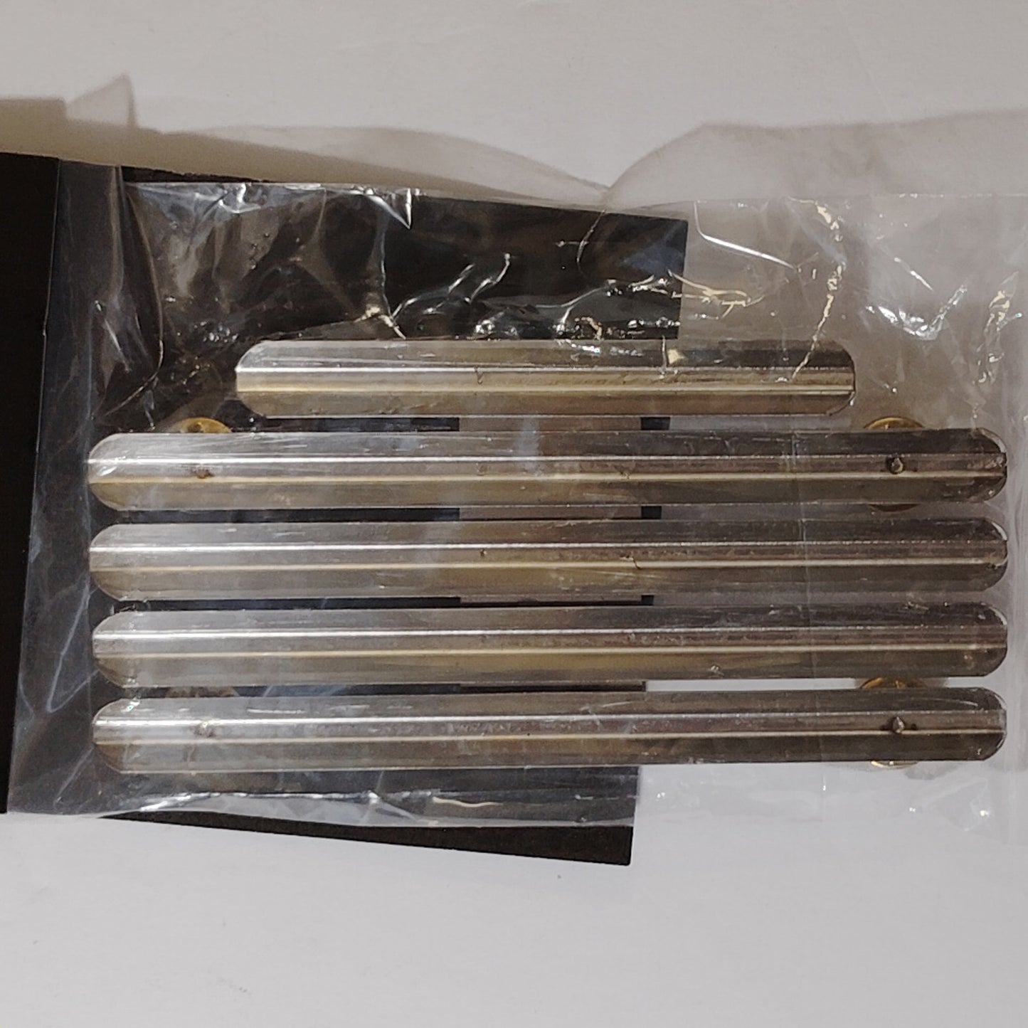 Mounting Rack, Bar - 14 Ribbons (Centered 3/3/3/3/2 - No Gap) No-Shine Insignia