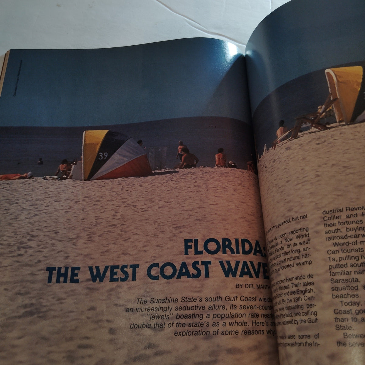 Delta SKY In-Flight Magazine - December 1983 - NCAA 1983 Hall of Fame Inductees