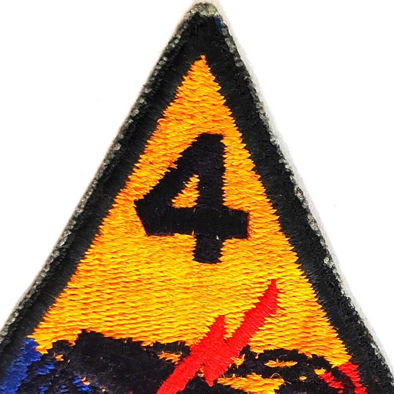 Vintage US Army 4th Armored Division Embroidered Patch WWII 3‑3/8 × 3‑1/2 Sew‑On