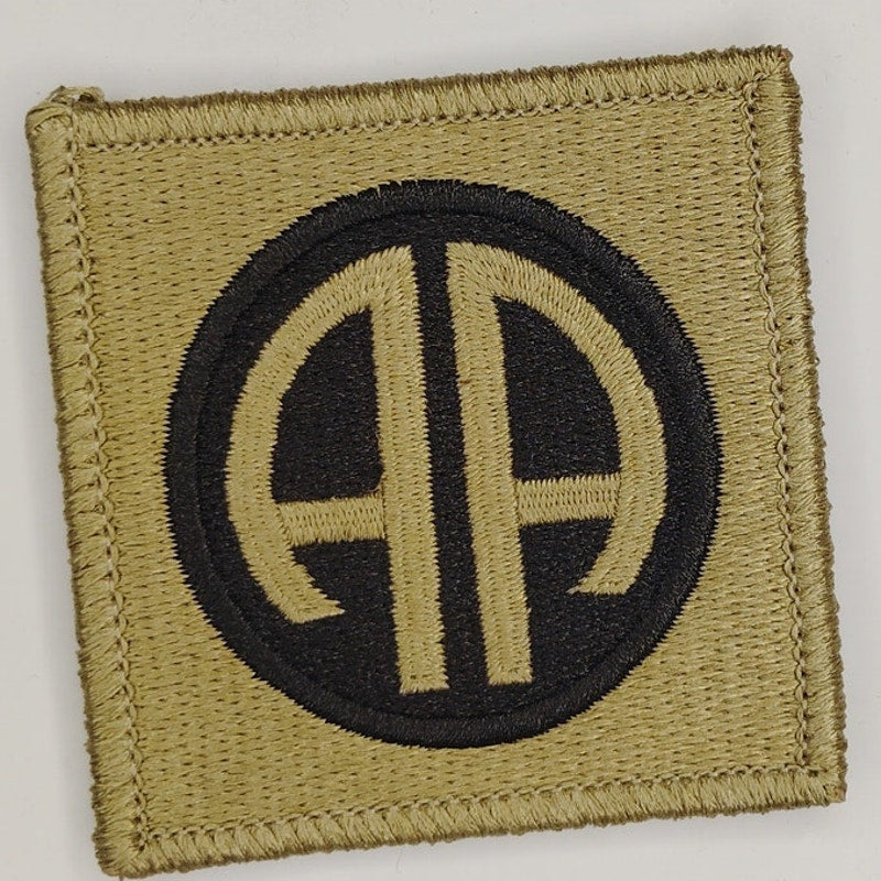US Army 82nd Airborne Division Patch OCP Scorpion Hook Back 2‑3/8" × 2‑3/8"