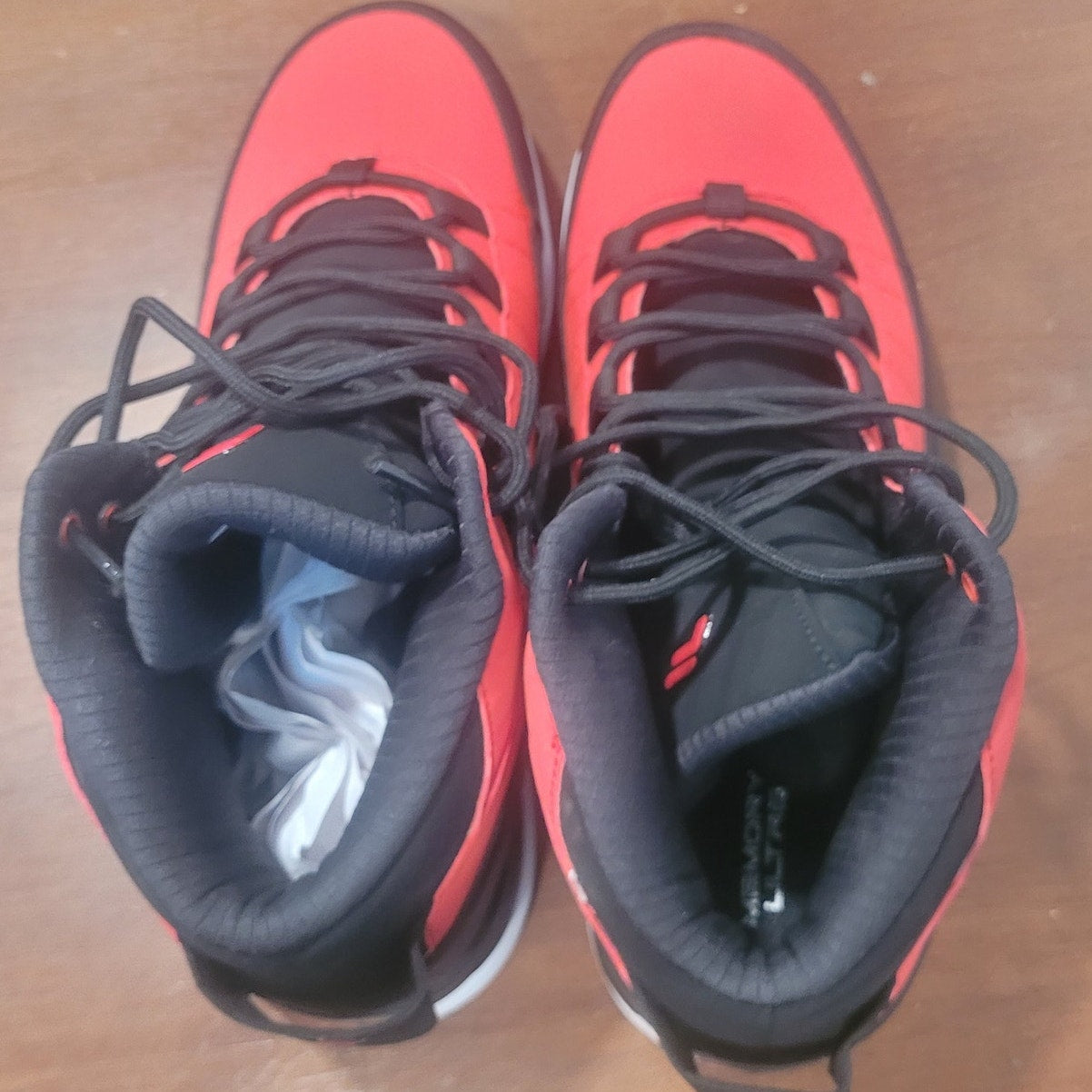 Fila Activisor Viz Men’s Athletic Shoes, Size 9.5 Red/Black, Lightweight Comfort