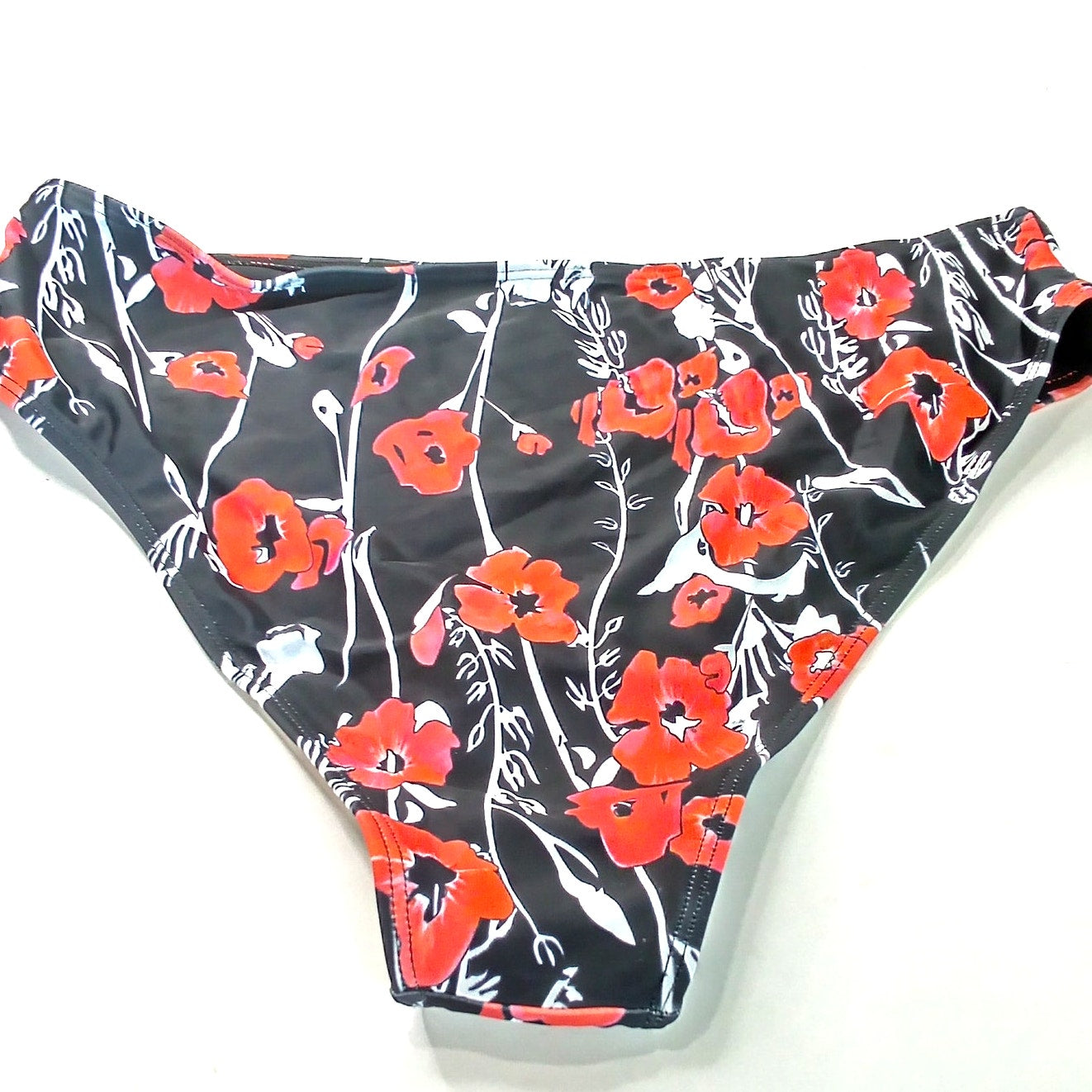 Peddney High‑Waist Bikini Bottoms Black Red Floral Women’s Swim Size Large