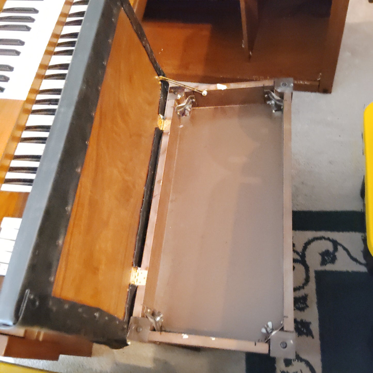 LOCAL PICKUP ONLY - Vintage Gulbransen Pacemaker Model 2101 Home Organ (1964–69)