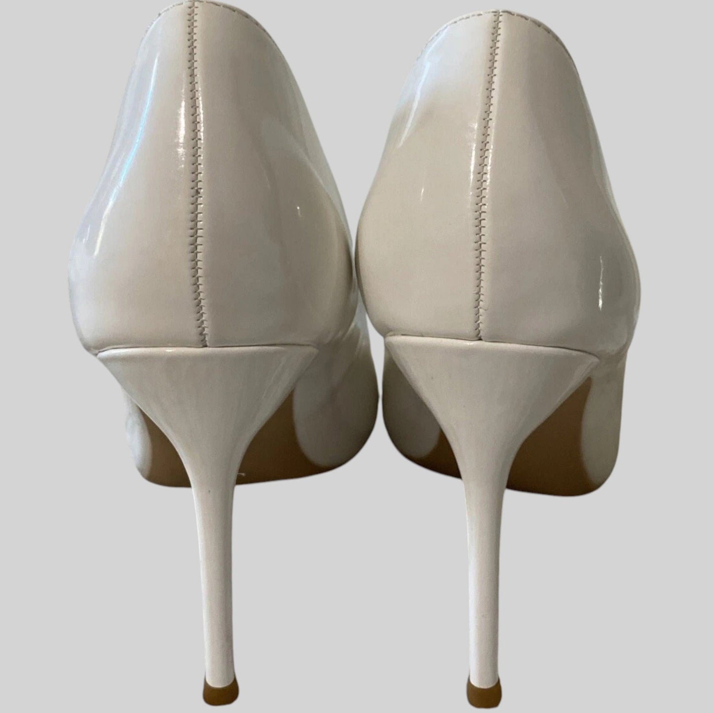 GENSHUO Women’s GS014‑WH‑8 Pointed Toe High Heels – White – 8cm Heel – Size 10