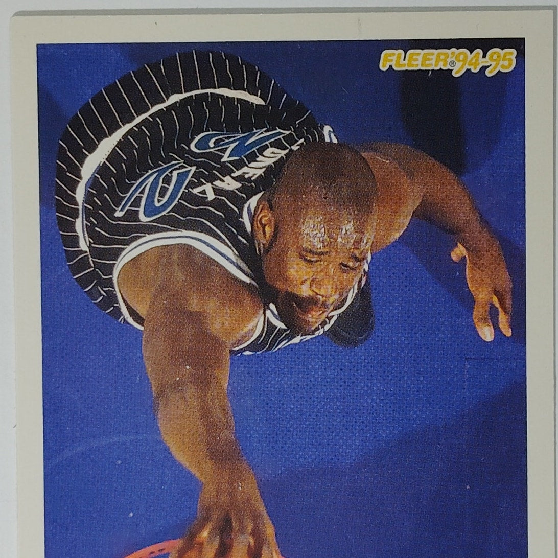 1994-95 Fleer Shaquille O'Neal #160 Orlando Magic Center NBA Card