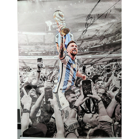 Lionel Messi World Cup 2022 Victory Canvas Print – Argentina Soccer Champion Wall Art (Unframed)