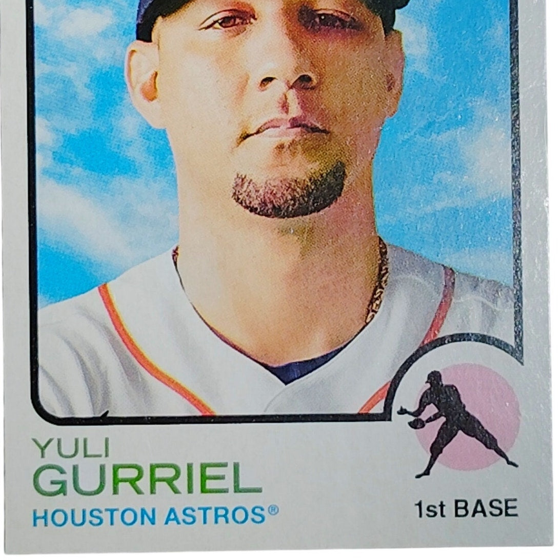 2022 Topps Heritage Yuli Gurriel 145 Houston Astros 1B Baseball Card VG/EX