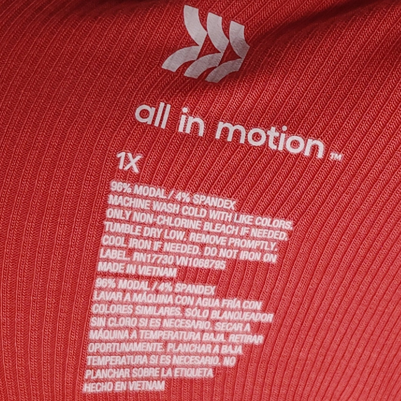 All in Motion Women’s Twist Front Long Sleeve Top Red 1X