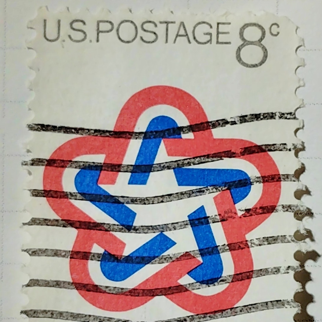 1971 US Postage Stamp Scott #1432 8c American Revolution Bicentennial Logo Used