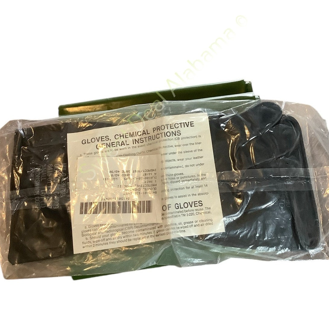 NIP, Vintage Chemical Protective Casualty Bag w/ Chemical Protective Gloves
