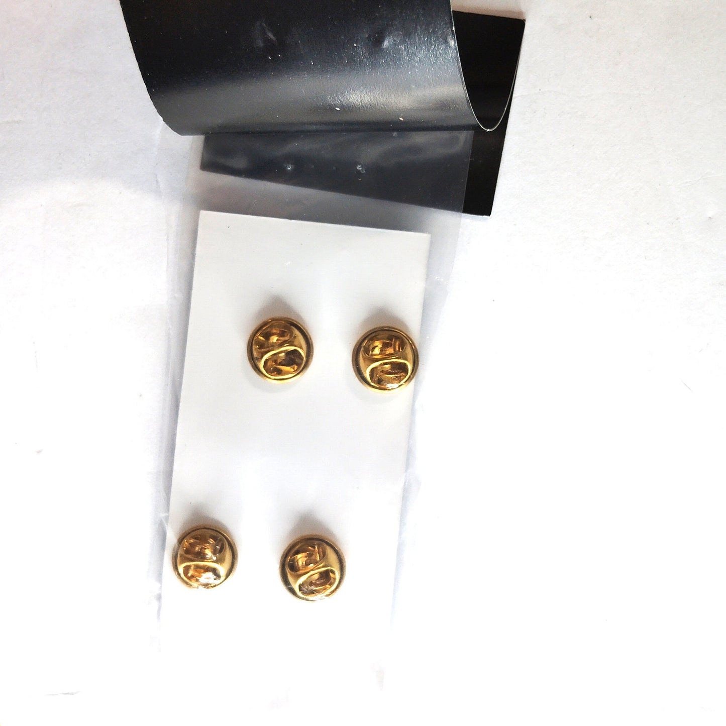 US Army SFC E‑7 Rank Novelty Hat Lapel Pin Set, Gold Tone 1‑3/8" × 13/16" 1 Pair