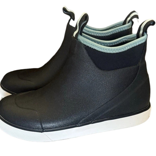 Ladies Deck Boots Sz 6M, Black Waterproof Slip-On w/ Pull Tabs Non-Marking Sole