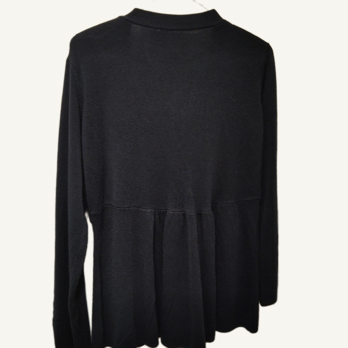 Roaman's Black V-Neck Peplum Cardigan Sweater M 100% Acrylic Ribbed Knit