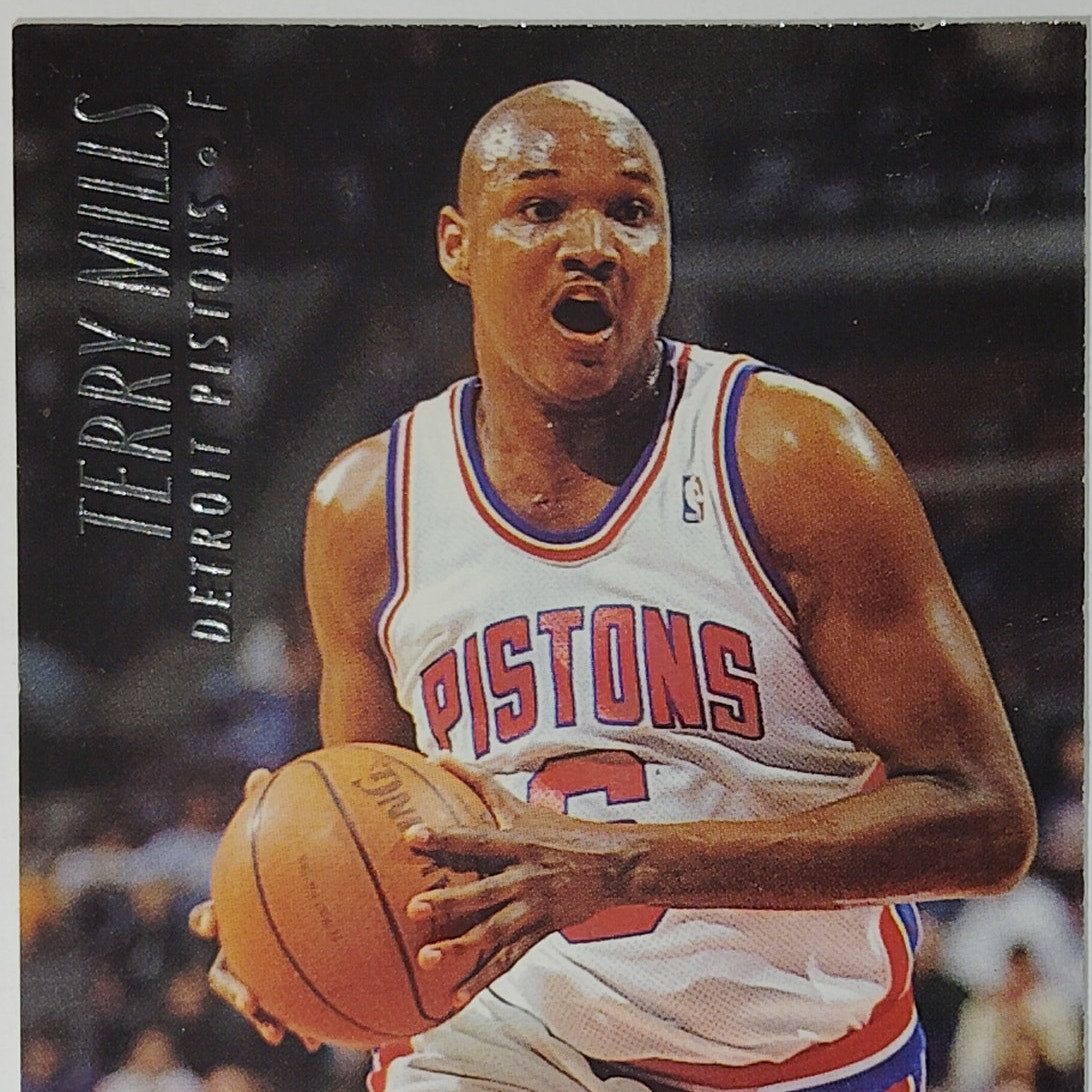 1994–95 Fleer Ultra Terry Mills #59 – Detroit Pistons – Forward – NBA Card EX/NM