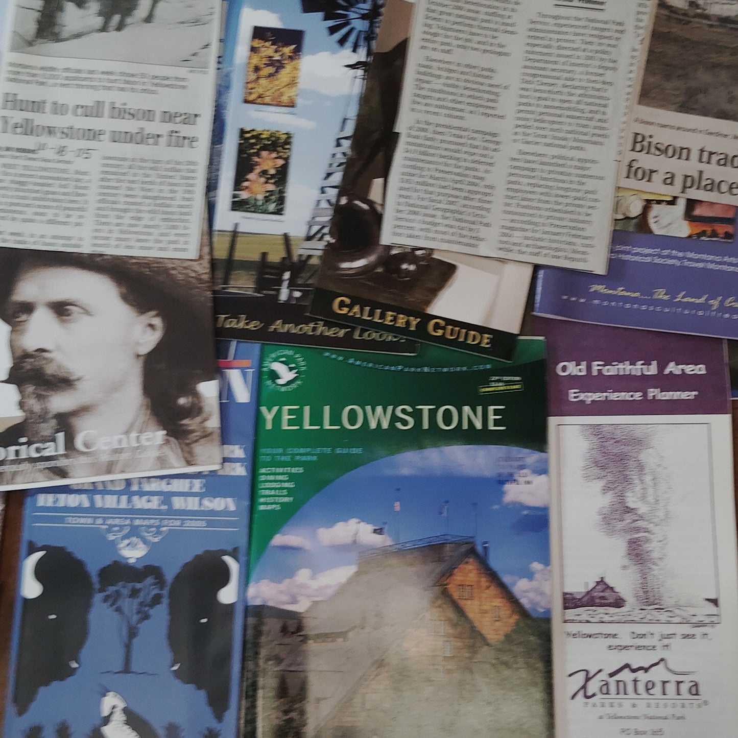 Yellowstone Ephemera Collectibles: 2005 Pre-Owned Vacation Souvenirs