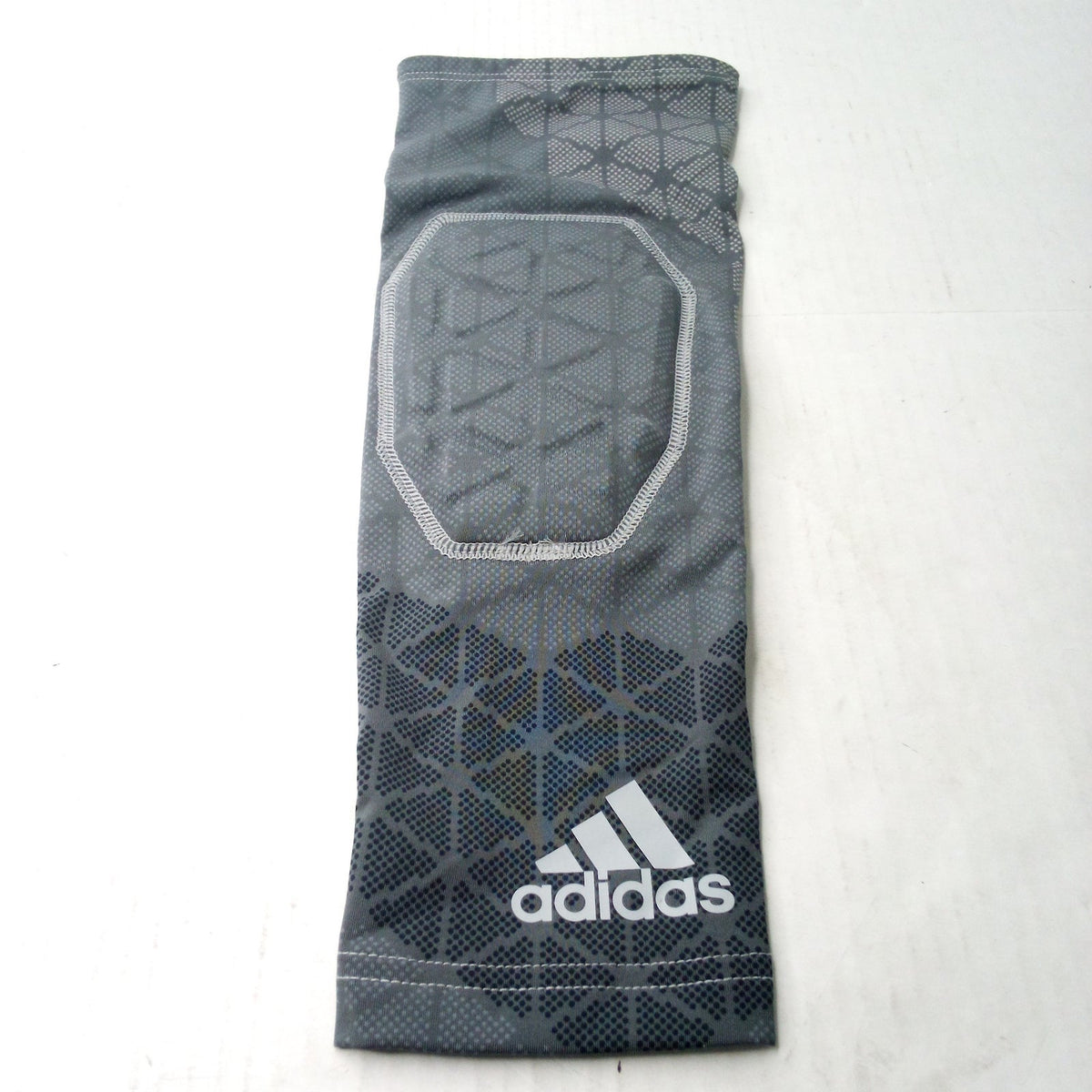 Adidas Techfit Ironskin Padded Elbow Sleeve - Grey L Compression Pad