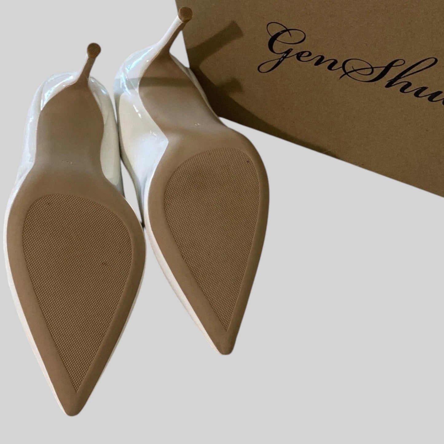 GENSHUO Women’s GS014‑WH‑8 Pointed Toe High Heels – White – 8cm Heel – Size 10