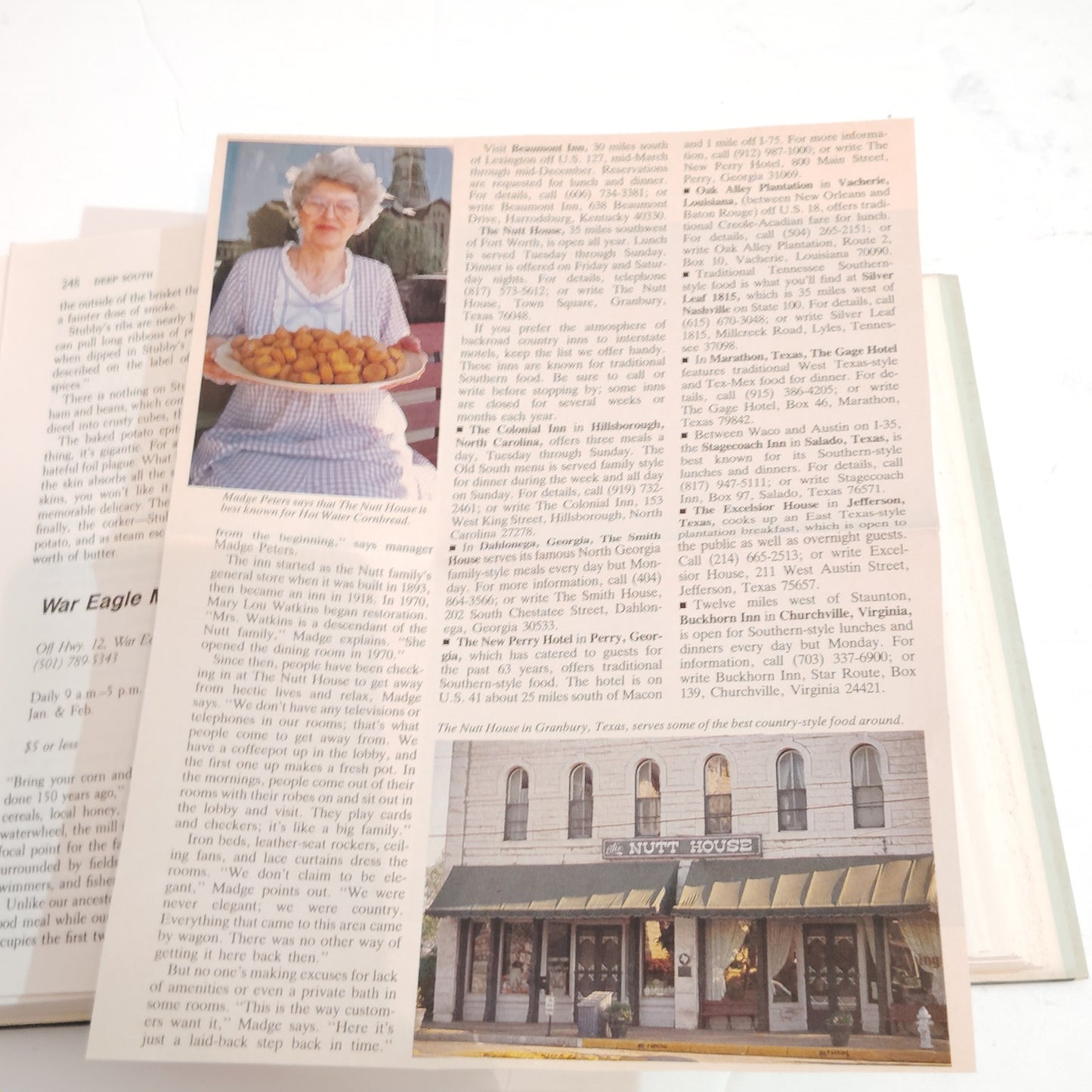 Road Food and Good Food : A Restaurant Guidebook, EUC with Dust Jacket, 1986