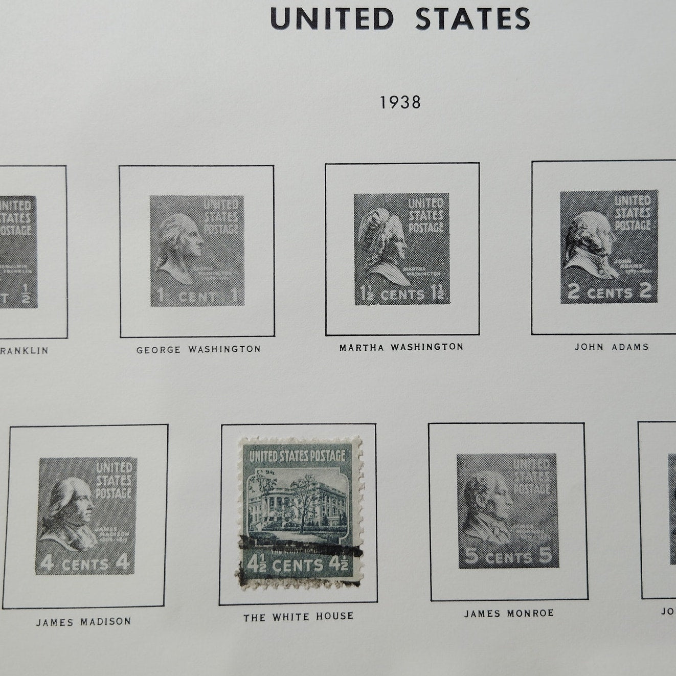 1938 US Postage Stamp #809 The White House Presidential Series 4.5c Used