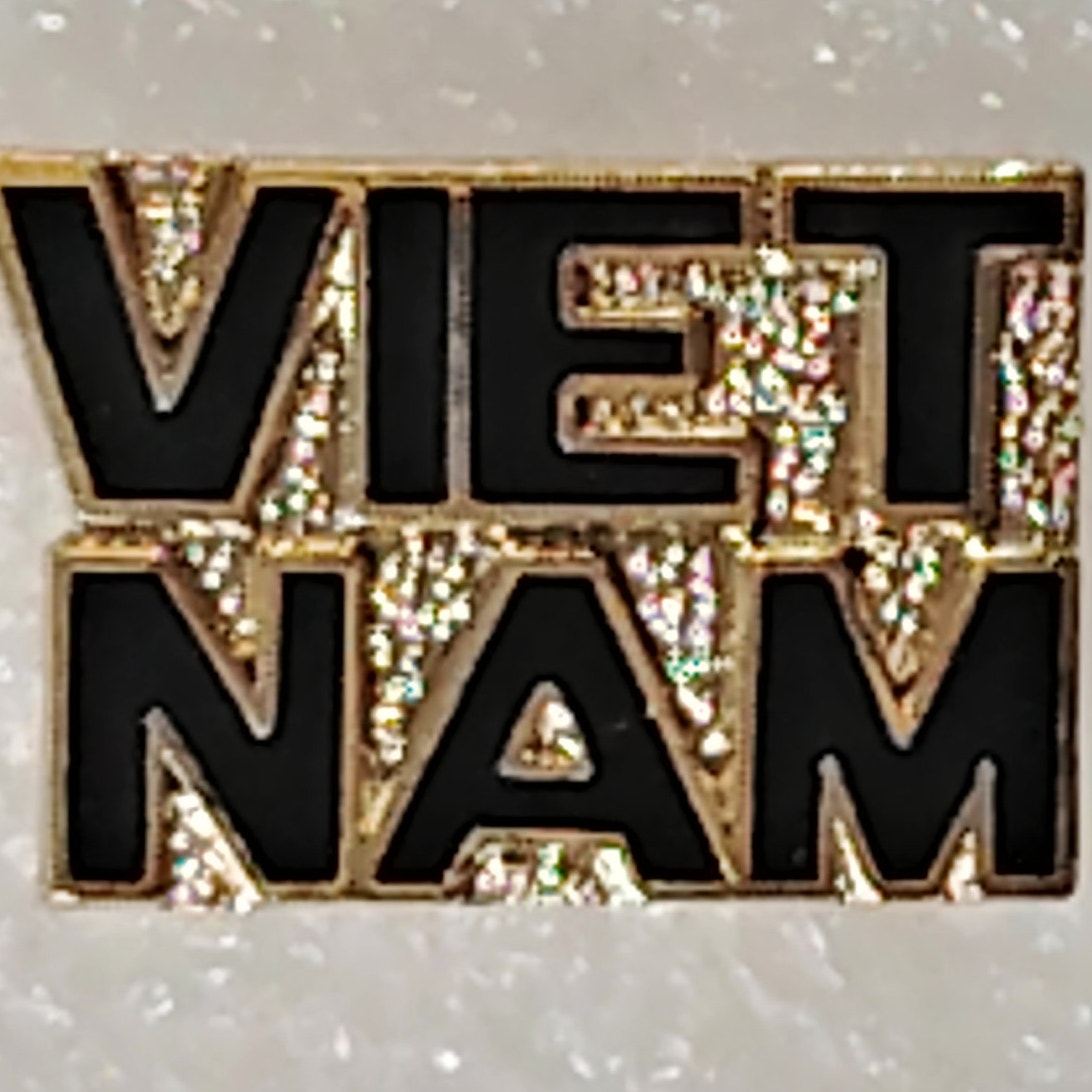 Vietnam Script “Viet Nam” Novelty Hat/Lapel/Brooch Pin, Enamel Metal