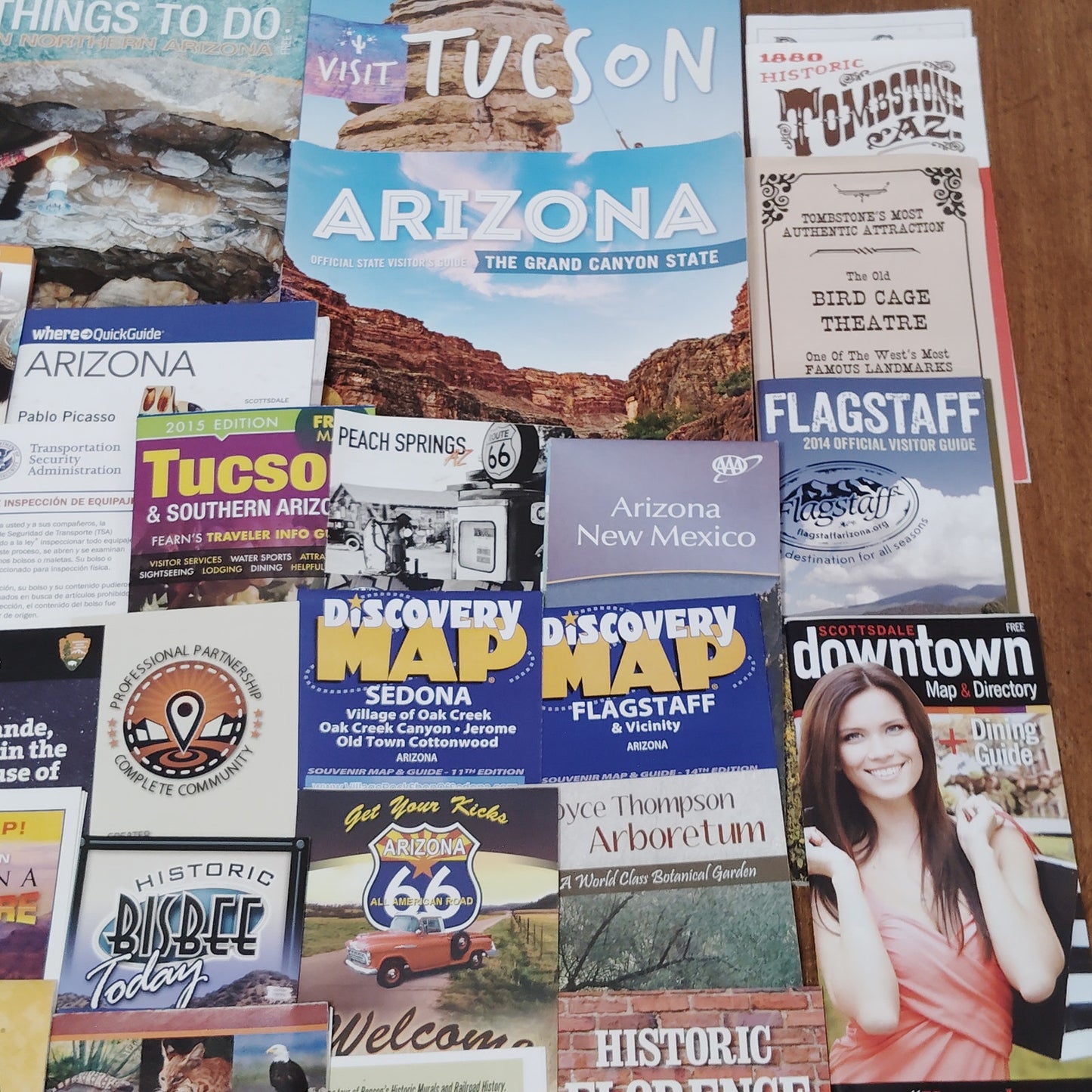 2015 Arizona Travel Ephemera Collection - Maps, Brochures & Souvenirs