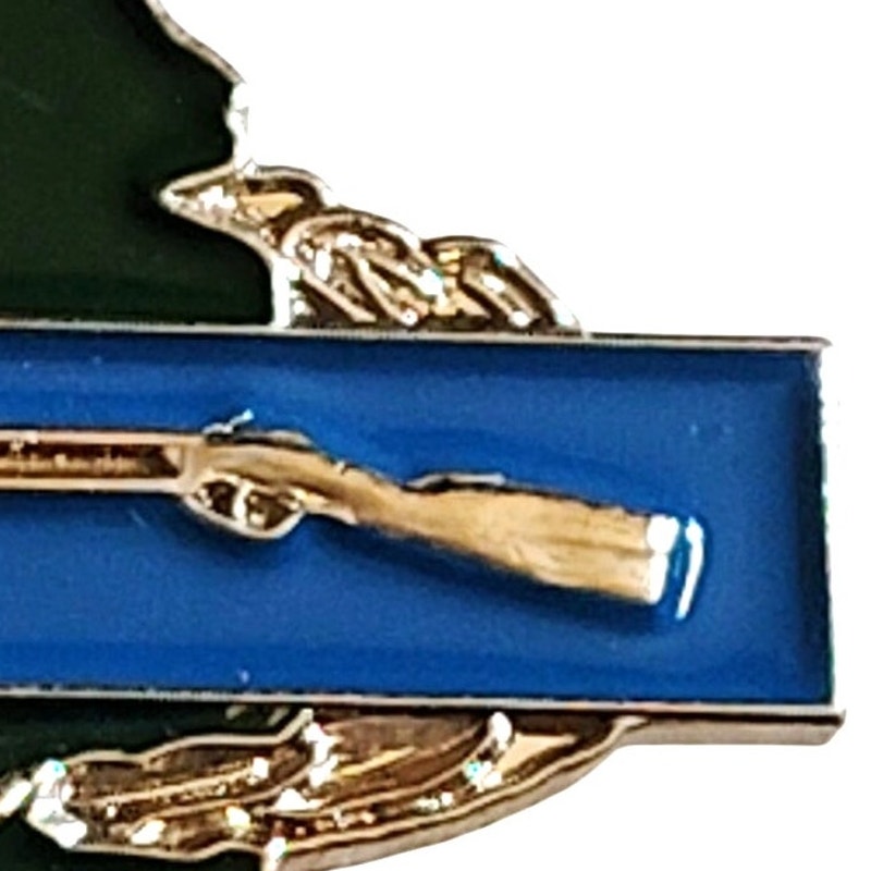 Vietnam Combat Infantryman Badge Novelty Hat Lapel Pin 1‑1/8" × 1‑1/4"