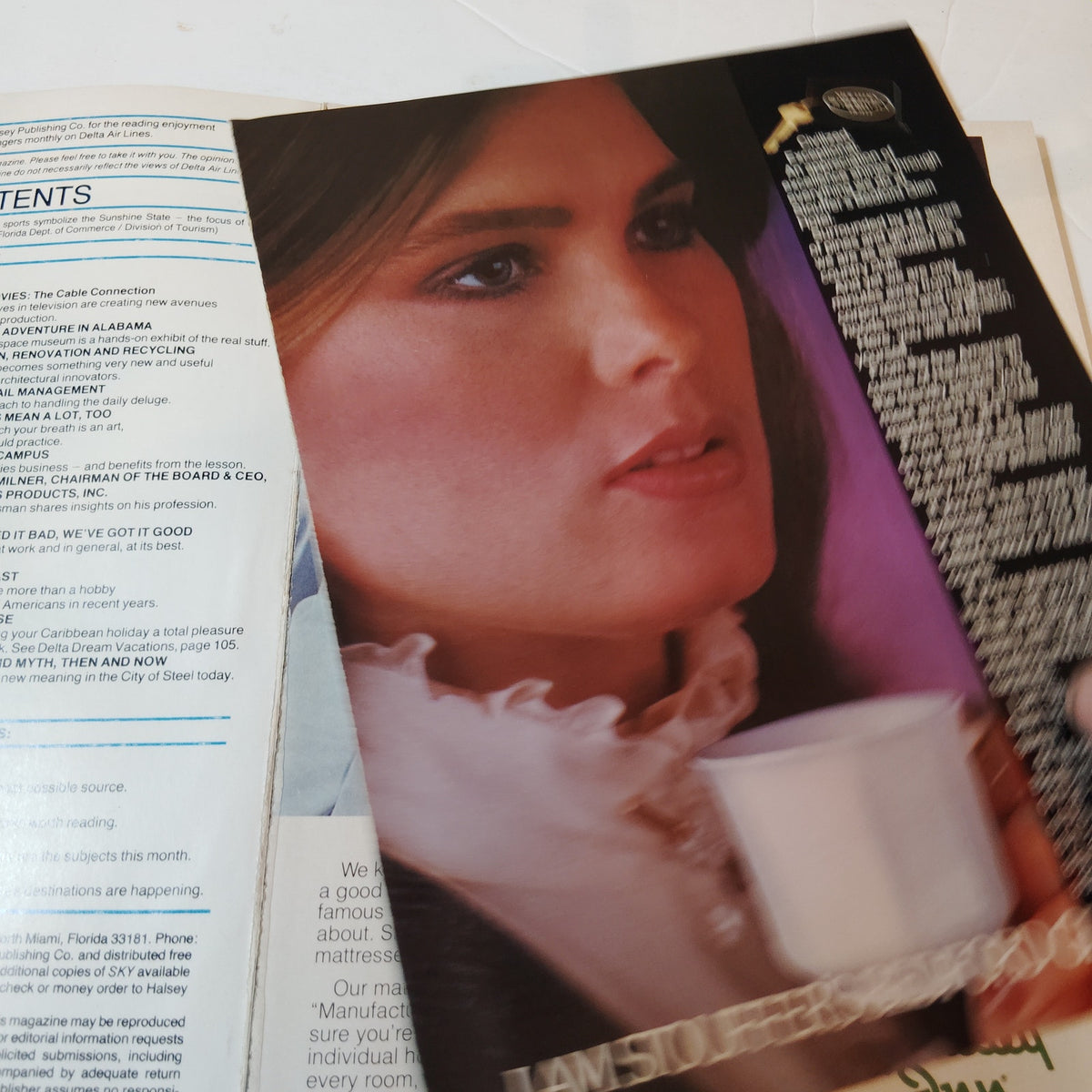 Delta SKY In-Flight Magazine November 1981 - Vintage Windsurfing Cover
