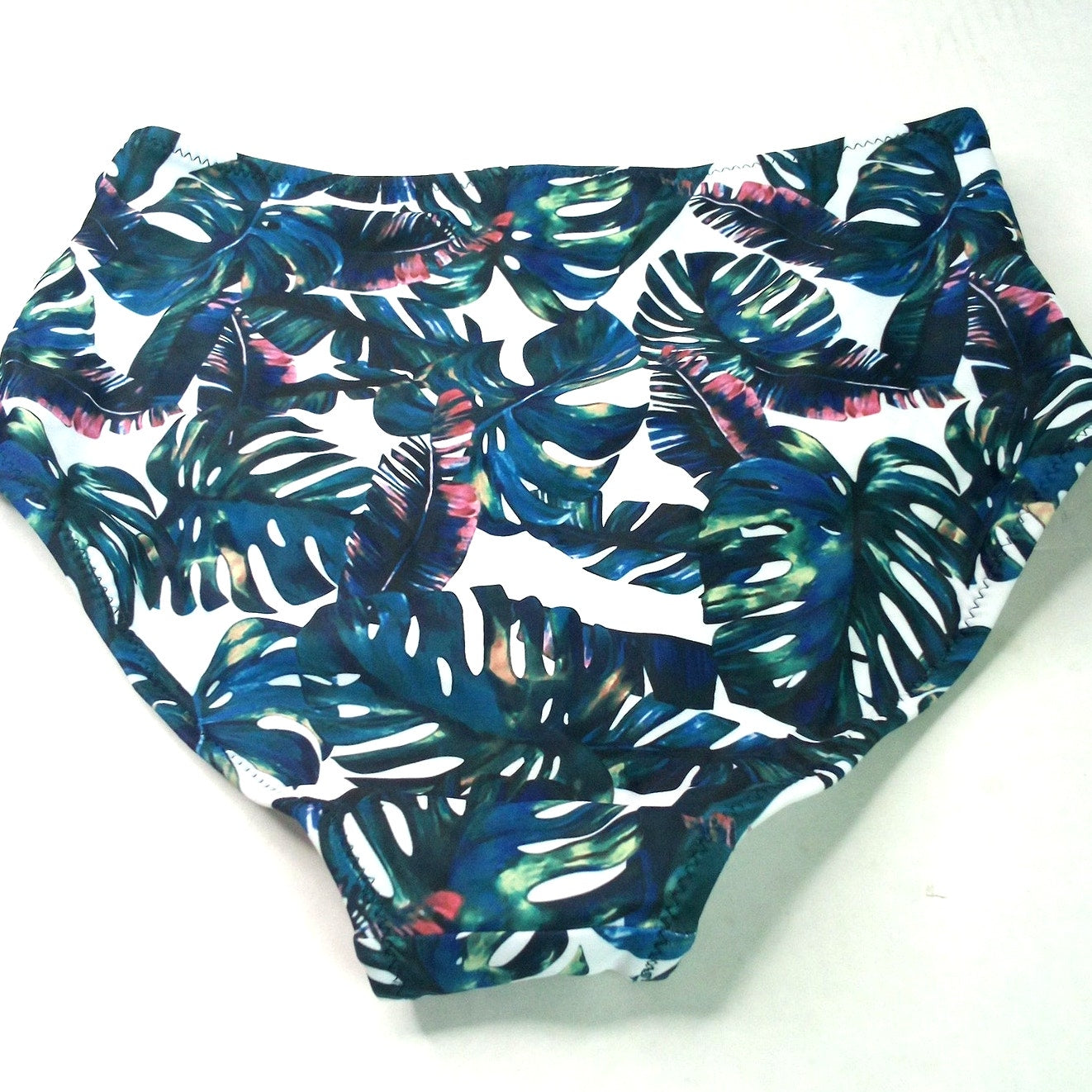 High‑Waisted Bikini Bottoms Women’s S Tropical Leaf Print Ruched Tummy Control
