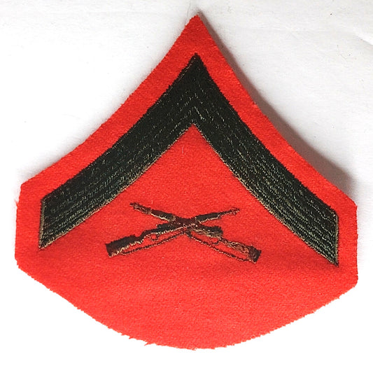 VTG USMC Lance Corporal E‑3 Chevron Green on Red Wool 3.75" × 3.75" Hook Back