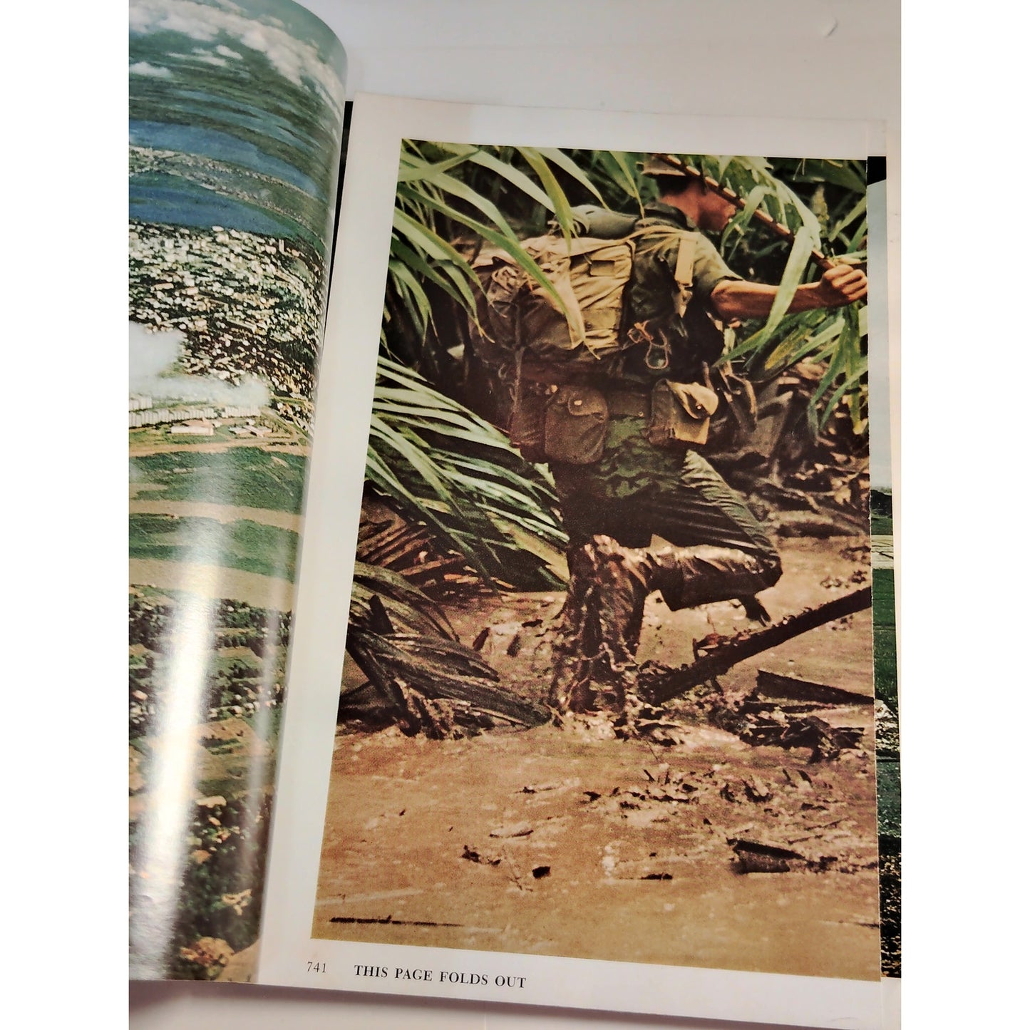 National Geographic – December 1968, Mekong River, Jerusalem, Komodo Dragons