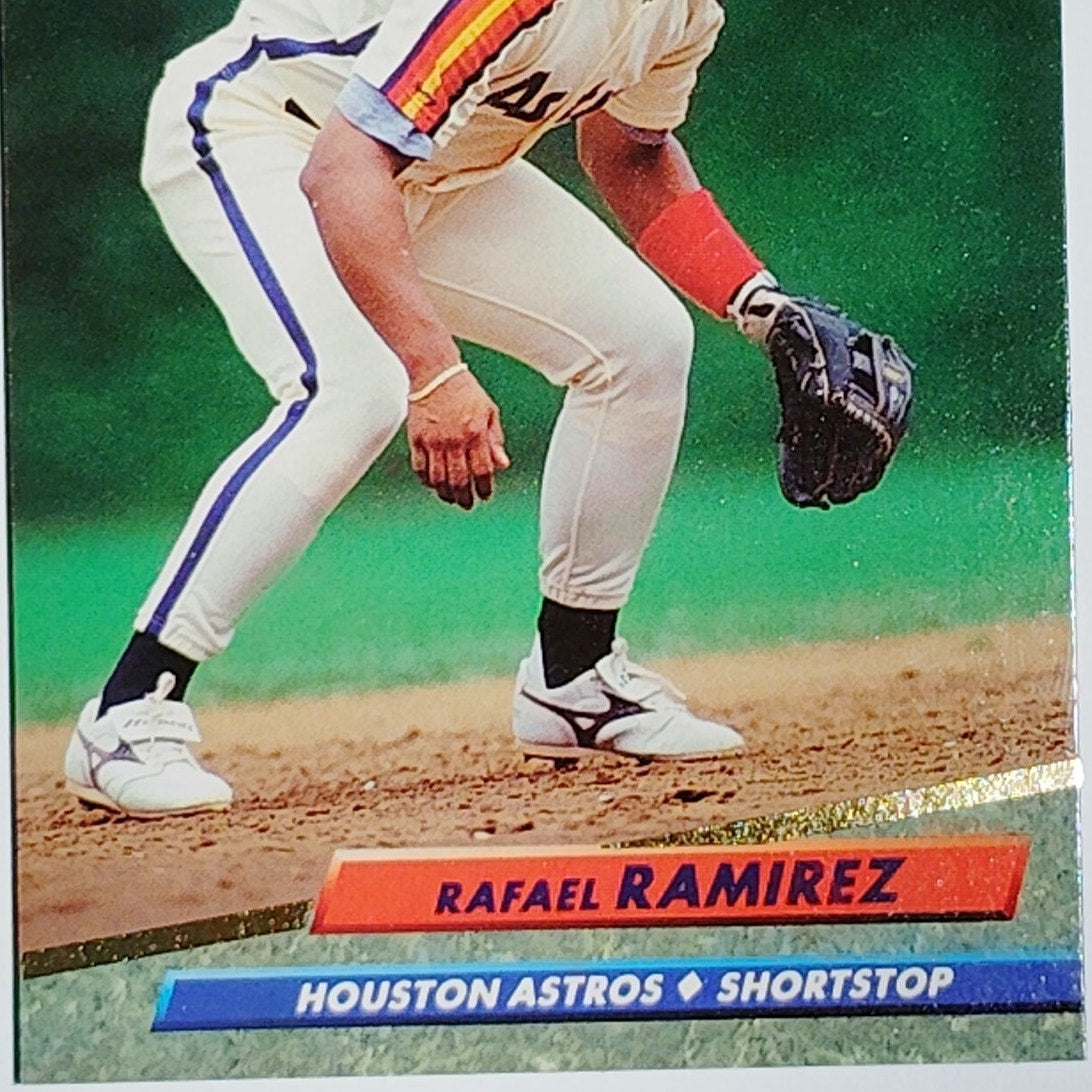 1992 Fleer Ultra Rafael Ramirez #495 Houston Astros SS - Rainbow Jersey VG/EX