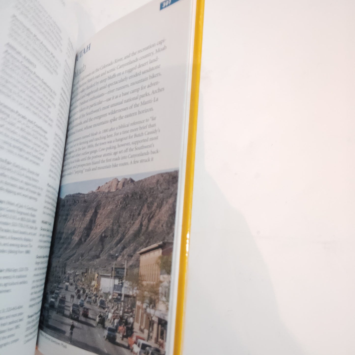 National Geographic Guide to Small Town Escapes - Hardcover Travel Book