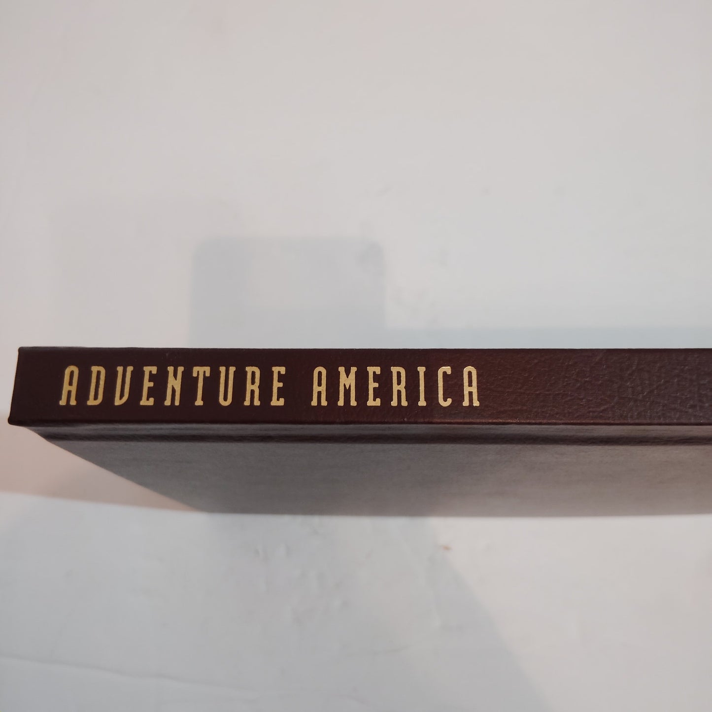 Adventure America National Geographic – LN DLX Brown Hardcover 2002