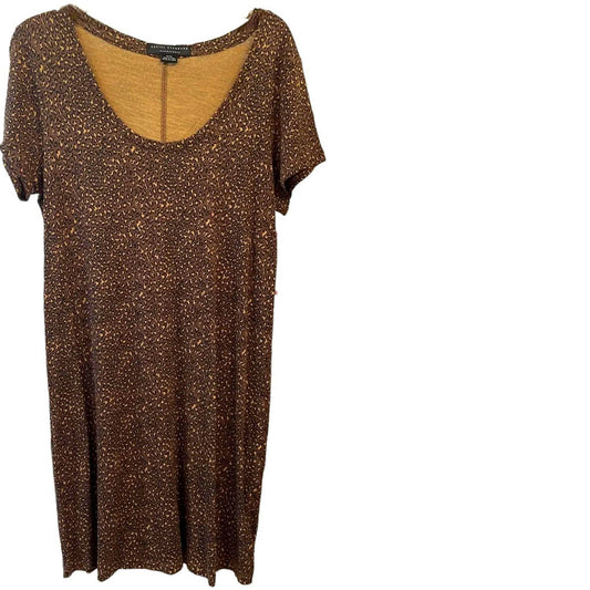Womens MED S/S Gia Scoop T-Shirt Dress - Racing Leopard Taupe, Social Standard