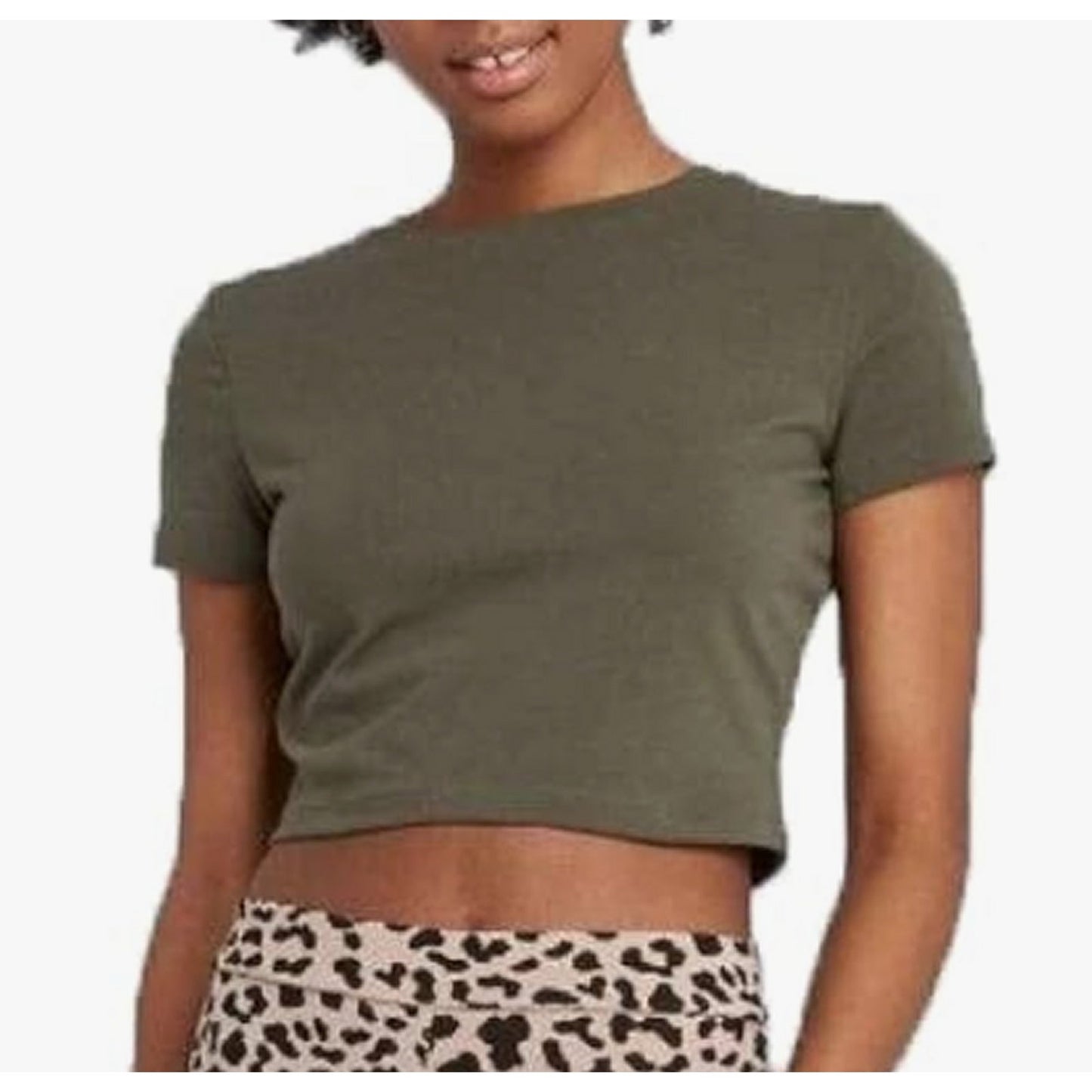 Women's MED Short Sleeve Crew-Neck Cropped Tee, Olive Green by Wild Fable