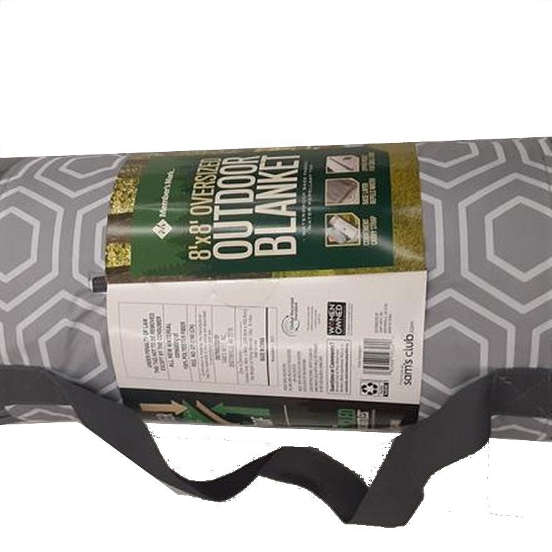 Member's Mark Oversized 8' x 8' Outdoor Picnic / Park Blanket w/ Waterproof Base